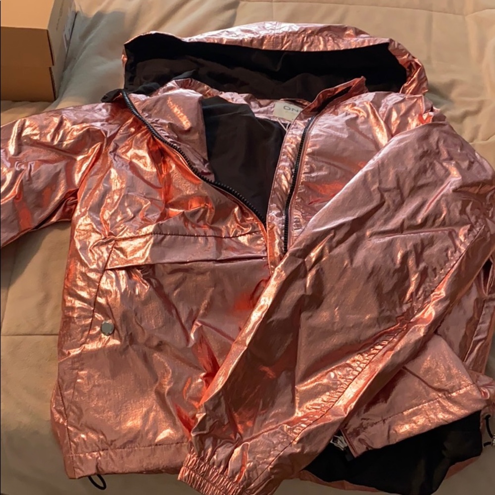 Light weight jacket
